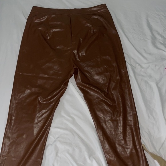 PrettyLittleThing Pants - Chocolate Faux Leather Pants from PLT (SIZE LARGE)